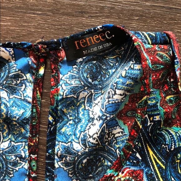 Renee C cold shoulder peasant top, XS, EUC - Picture 2 of 4